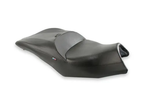 World Sport Performance EPV Seat BMW K 1600 B Bagger 2017+, Badlands Black, Matte black trim, Topstitch, EPV Touring Seat, integrated heat front and rear.